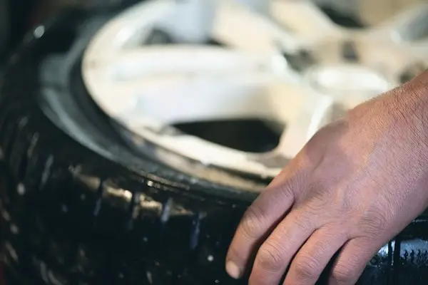 Mobile Tire Replacement