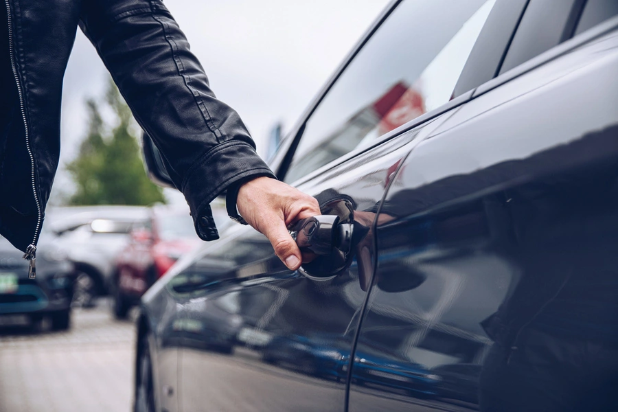 What To Do If You Are Locked Out of Your Car Biloxi MS